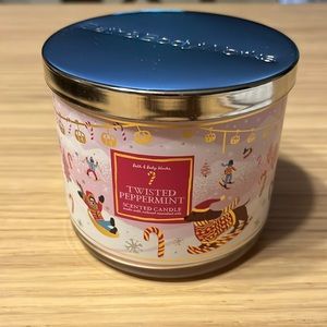 Bath & Body Works 3 Wick Candle. Twisted Peppermint.
